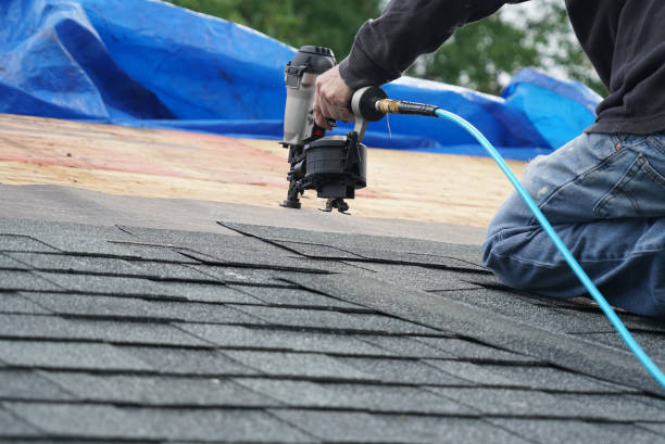 Best Tile Roofing Contractor  in Oak Hill, OH